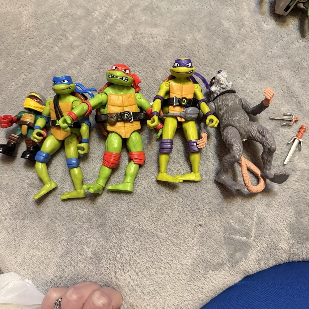 Teenage Mutant Ninja Turtles TMNT Figure Lot Leonardo Donatello Raphael